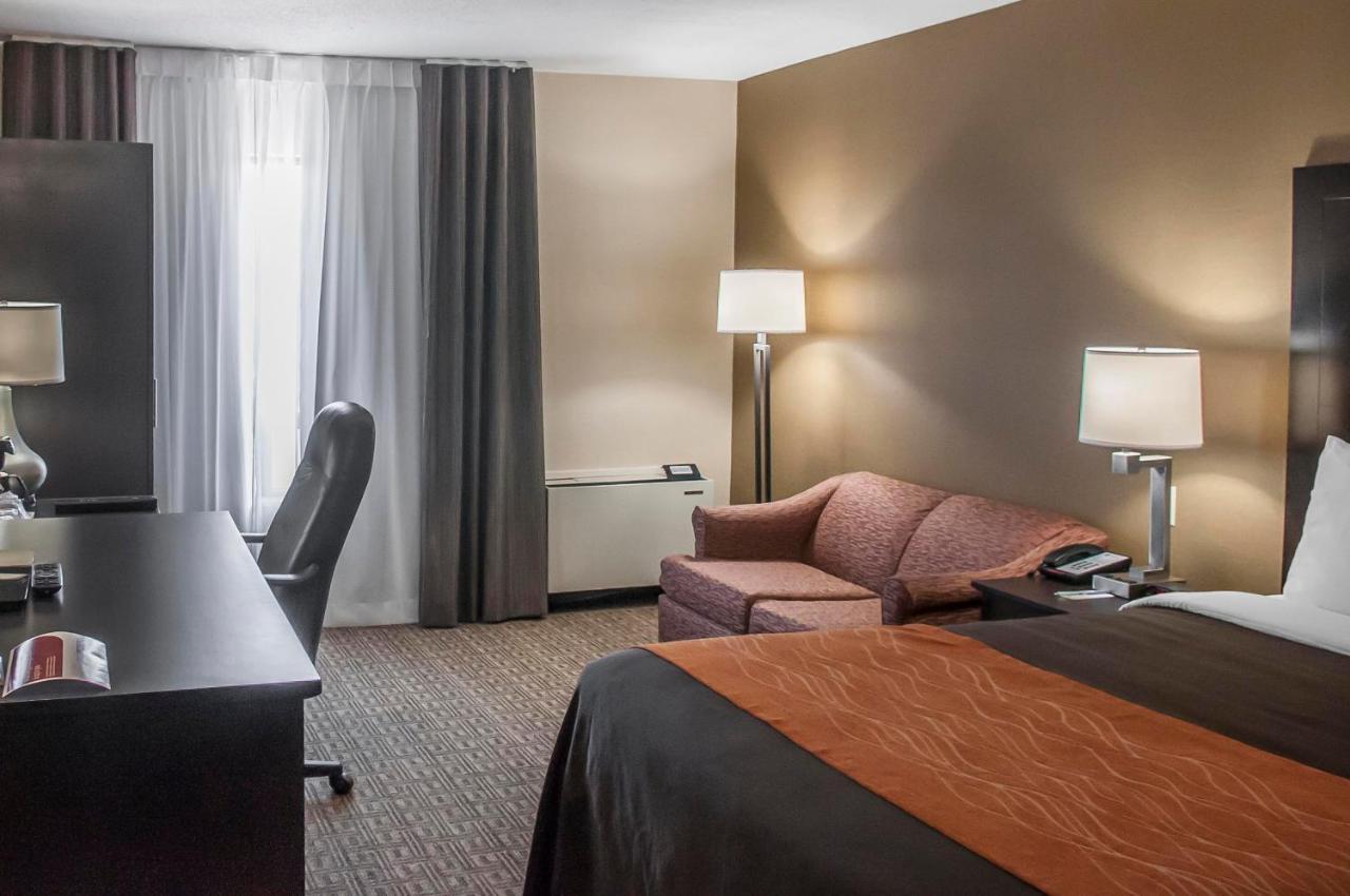 Comfort Inn Брамптон Экстерьер фото